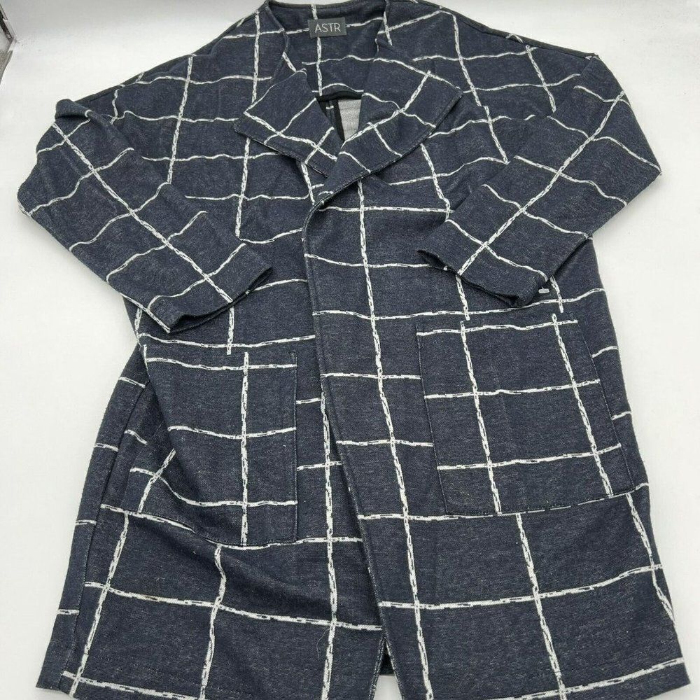 ASTR Navy windowpane plaid oversized Jacket Small